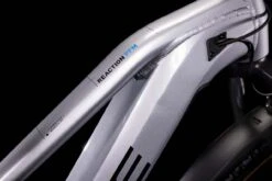 Cube Reaction Hybrid Performance 625 Allroad Polarsilver N Blue 2022 - E-Bike Hardtail Mountainbike -Elektrofahrradladen 533162 Cube Reaction Hybrid Performance 625 Allroad polarsilver n blue 2022 E Bike Hardtail Mountainbike 1 1280x1280