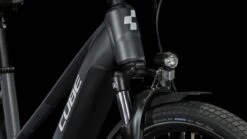 Cube Touring Hybrid ONE 625 Grey N White 2023 - E-Bike Trekkingrad Damen 10 Cube Touring Hybrid ONE 625 Grey N White 2023 - E-Bike Trekkingrad Damen -Elektrofahrradladen 631052Z Cube Touring Hybrid ONE 625 grey n white 2023 E Bike Trekkingrad Damen 4 1280x1280