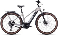 Cube Touring Hybrid Pro 625 Pearlysilver N Black 2023 - E-Bike Trekkingrad Damen