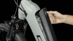 Cube Kathmandu Hybrid ONE 625 Swampgrey N Black 2023 - E-Bike Trekkingrad Tiefeinsteiger 9 Cube Kathmandu Hybrid ONE 625 Swampgrey N Black 2023 - E-Bike Trekkingrad Tiefeinsteiger -Elektrofahrradladen 631172E Cube Kathmandu Hybrid ONE 625 swampgrey n black 2023 E Bike Trekkingrad Tiefeinsteiger 3 1280x1280