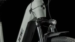 Cube Kathmandu Hybrid ONE 625 Swampgrey N Black 2023 - E-Bike Trekkingrad Tiefeinsteiger 11 Cube Kathmandu Hybrid ONE 625 Swampgrey N Black 2023 - E-Bike Trekkingrad Tiefeinsteiger -Elektrofahrradladen 631172E Cube Kathmandu Hybrid ONE 625 swampgrey n black 2023 E Bike Trekkingrad Tiefeinsteiger 5 1280x1280