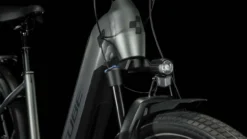 Cube Kathmandu Hybrid Pro 625 Flashgrey N Metal 2023 - E-Bike Trekkingrad Tiefeinsteiger 9 Cube Kathmandu Hybrid Pro 625 Flashgrey N Metal 2023 - E-Bike Trekkingrad Tiefeinsteiger -Elektrofahrradladen 631202E Cube Kathmandu Hybrid Pro 625 flashgrey n metal 2023 E Bike Trekkingrad Tiefeinsteiger 3 1280x1280