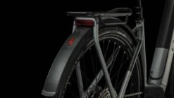 Cube Kathmandu Hybrid SLX 750 Polarsilver N Black 2023 - E-Bike Trekkingrad Tiefeinsteiger -Elektrofahrradladen 631303E Cube Kathmandu Hybrid SLX 750 polarsilver n black 2023 E Bike Trekkingrad Tiefeinsteiger 3 1280x1280