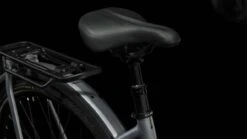 Cube Kathmandu Hybrid SLX 750 Polarsilver N Black 2023 - E-Bike Trekkingrad Tiefeinsteiger -Elektrofahrradladen 631303E Cube Kathmandu Hybrid SLX 750 polarsilver n black 2023 E Bike Trekkingrad Tiefeinsteiger 4 1280x1280