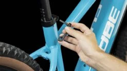 Cube Reaction Hybrid ONE 625 Skyblue N White 2023 - E-Bike Hardtail Mountainbike -Elektrofahrradladen 634062 Cube Reaction Hybrid ONE 625 skyblue n white 2023 E Bike Hardtail Mountainbike 5 1280x1280