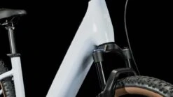 Cube Reaction Hybrid Pro 625 Flashwhite N Black 2023 - E-Bike Hardtail Mountainbike Tiefeinsteiger -Elektrofahrradladen 634112E Cube Reaction Hybrid Pro 625 flashwhite n black 2023 E Bike Hardtail Mountainbike Tiefeinsteiger 4 1280x1280