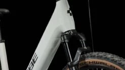 Cube Reaction Hybrid SLT 750 Silver N Cream 2023 - E-Bike Hardtail Mountainbike Tiefeinsteiger -Elektrofahrradladen 634423E Cube Reaction Hybrid SLT 750 silver n cream 2023 E Bike Hardtail Mountainbike Tiefeinsteiger 5 1280x1280