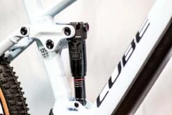 Cube Stereo Hybrid 120 Pro 750 Flashwhite N Black 2023 - E-Bike Fully Mountainbike -Elektrofahrradladen 635063 Cube Stereo Hybrid 120 Pro 750 flashwhite n black 2023 E Bike Fully Mountainbike 17 1280x1280