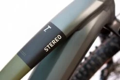 Cube Stereo Hybrid 120 TM 750 Flashgrey N Olive 2023 - E-Bike Fully Mountainbike -Elektrofahrradladen 635243 Cube Stereo Hybrid 120 TM 750 flashgrey n olive 2023 03 1280x1280