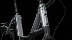 Cube Compact Sport Hybrid 500 Black N Polarsilver 2023 - E-Bike Kompaktrad -Elektrofahrradladen 689150 Cube Compact Sport Hybrid 500 black n polarsilver 2023 E Bike Kompaktrad 5 1280x1280