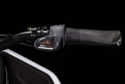 Cube Cargo Hybrid 500 Flashwhite N Black 2023 - E-Bike Lastenfahrrad -Elektrofahrradladen 689210 Cube Cargo Hybrid 500 flashwhite n black 2023 E Bike Lastenfahrrad 3 1280x1280