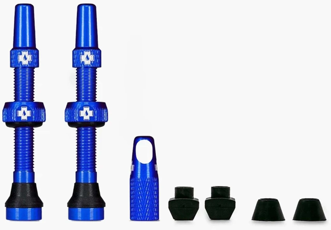 Muc-Off Tubeless Valve Kit Universal Für MTB & Road Blau 60 Mm 1 Muc-Off Tubeless Valve Kit Universal Für MTB & Road Blau 60 Mm