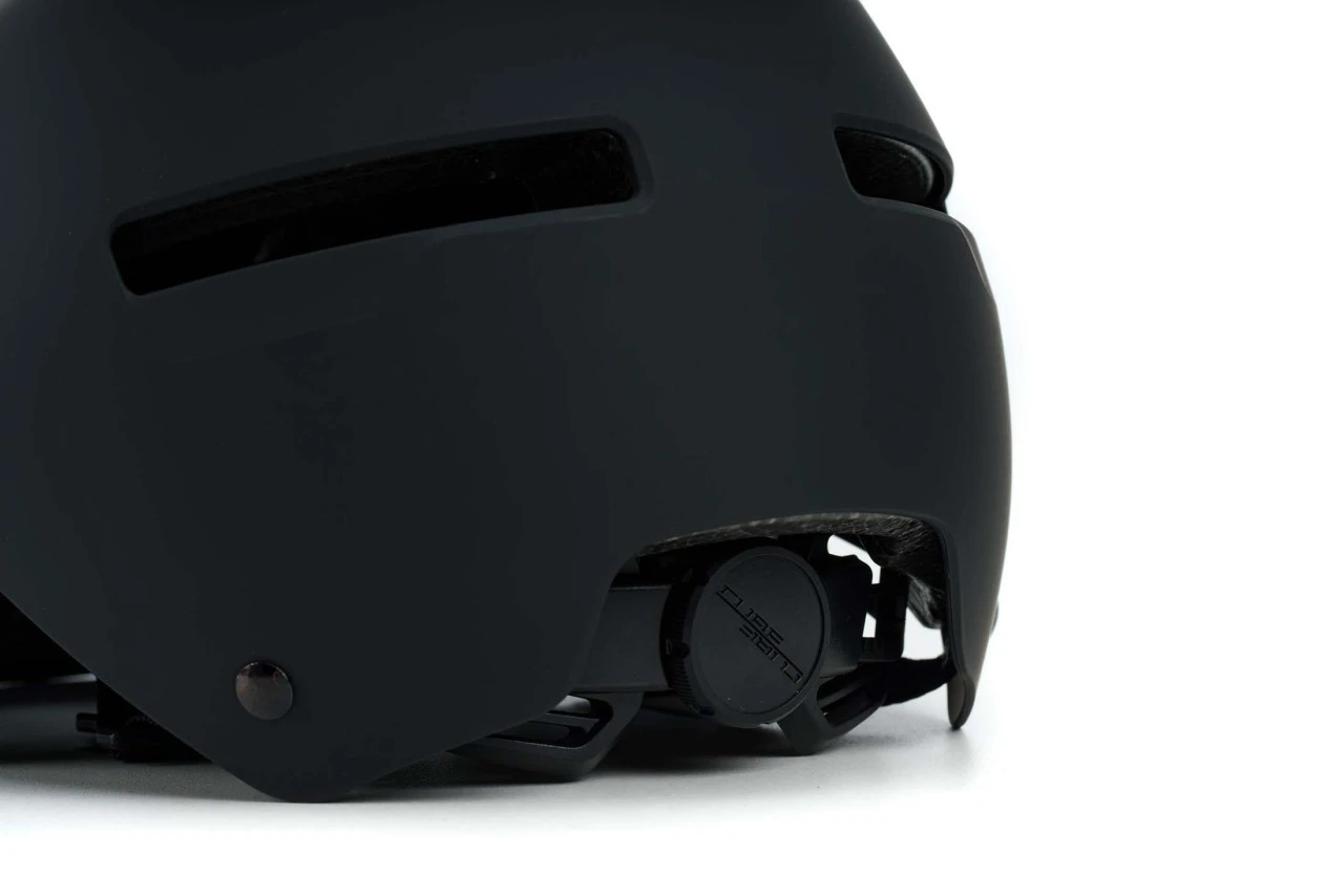 Cube Helm DIRT 2.0 - Black 4 Cube Helm DIRT 2.0 - Black – Bild 4